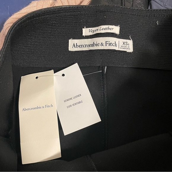 NWT Abercrombie Vegan Leather Split Hem Flare Black Pants - Picture 2 of 6